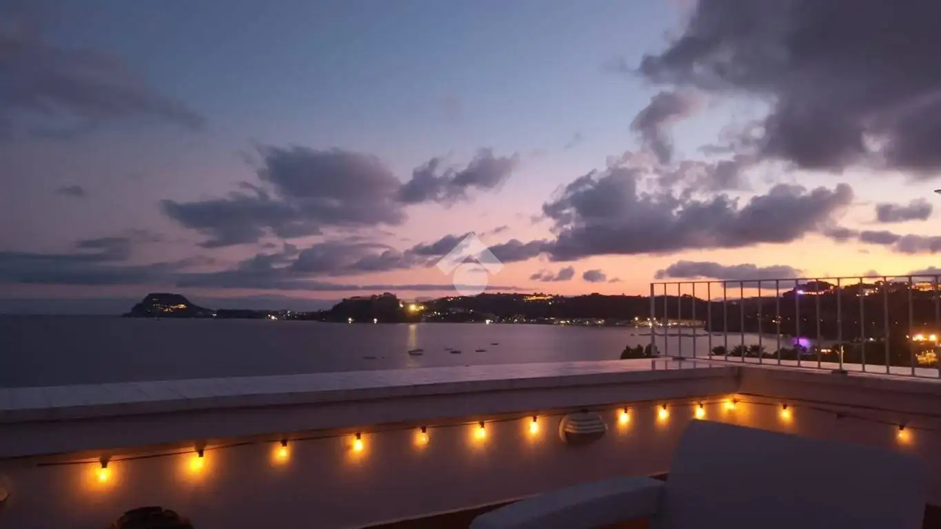 Quadrilocale via Tripergola, Lucrino, Pozzuoli - foto 3