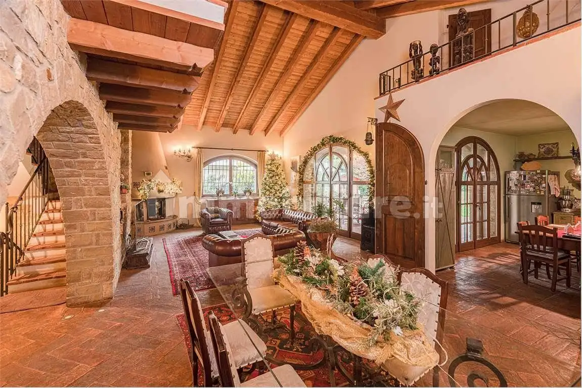 Villa in vendita a Macherio