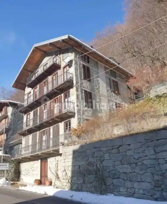 Casa indipendente in vendita a Ala di Stura