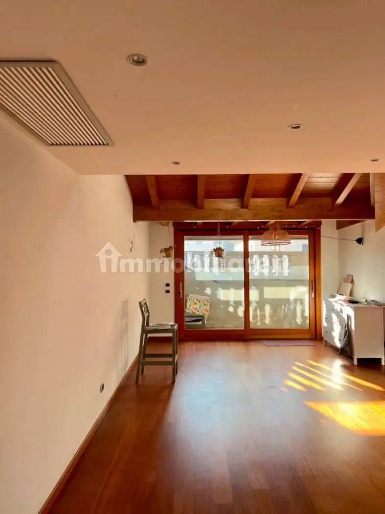 Attico - Mansarda in affitto a Varese