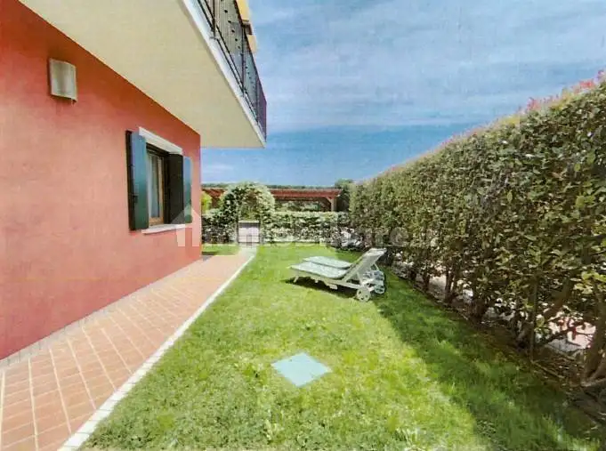 Trilocale ottimo stato, piano terra, Lido Centro Ovest, Jesolo - foto 2