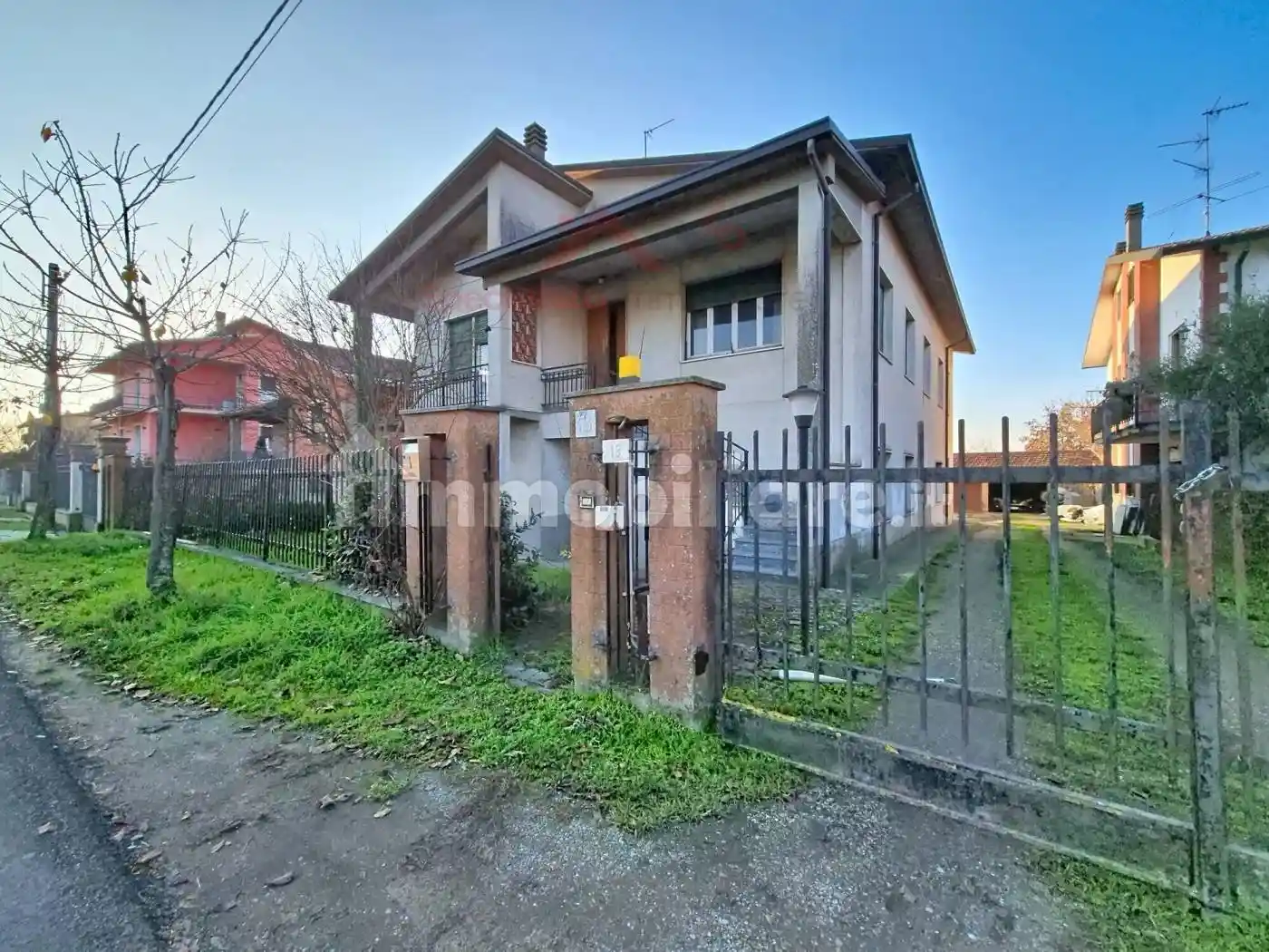 Villa bifamiliare via Augusto Biondi 13, Castelletto Po, Castelletto di Branduzzo - foto 3