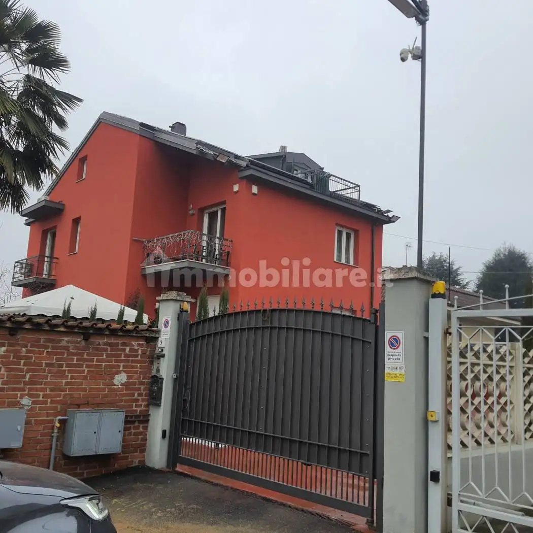 Quadrilocale via Filippo Juvarra 9, Semicentro, Chieri - foto 4