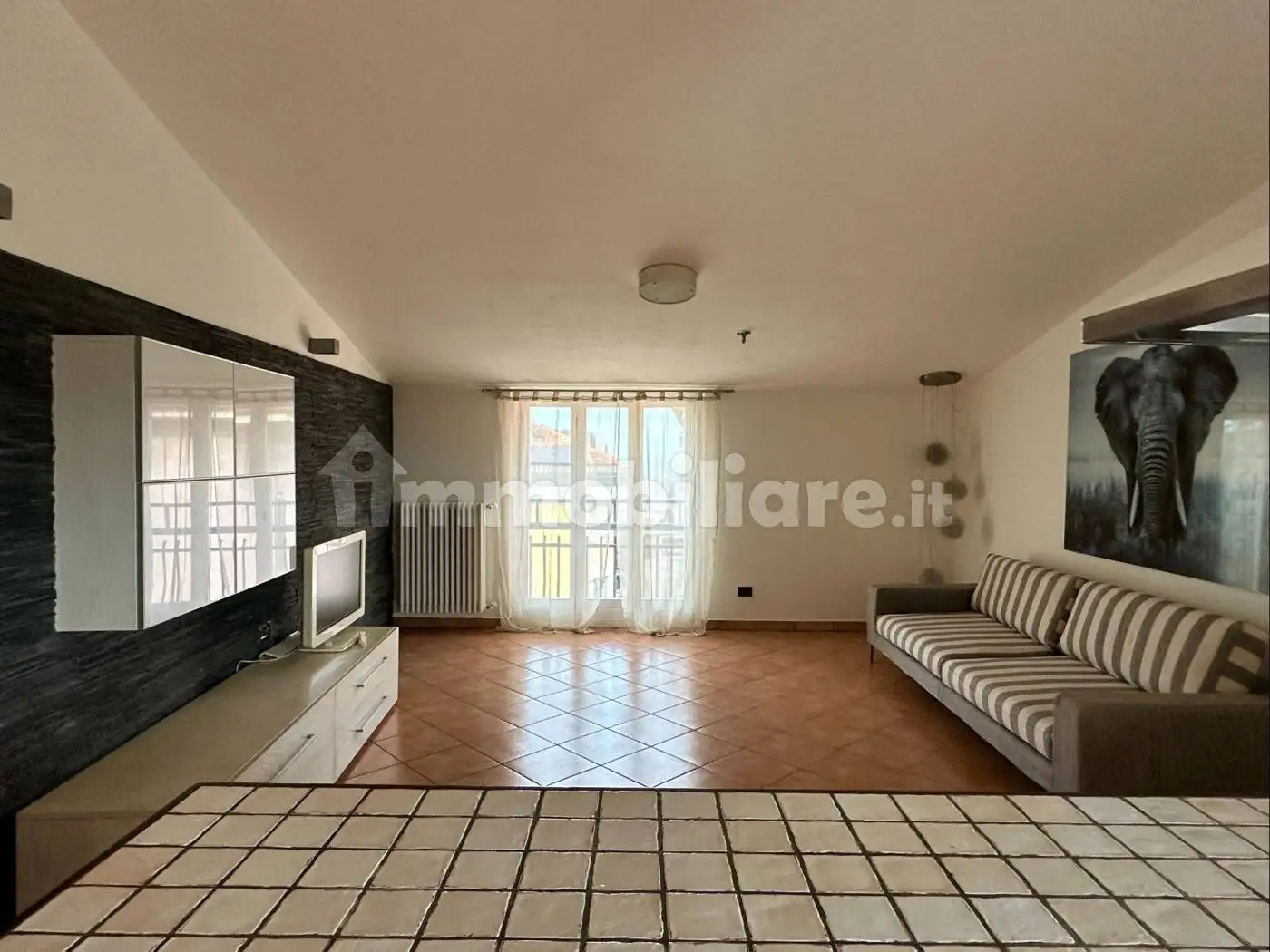 Bilocale piazza Cristoforo Colombo 3, Centro, Costa Masnaga - foto 3