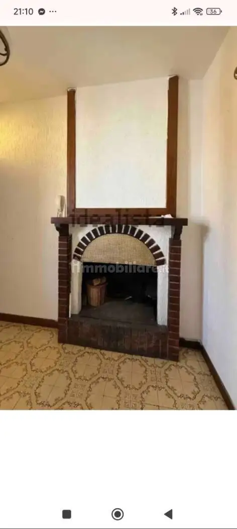 Casa indipendente in vendita a Foligno