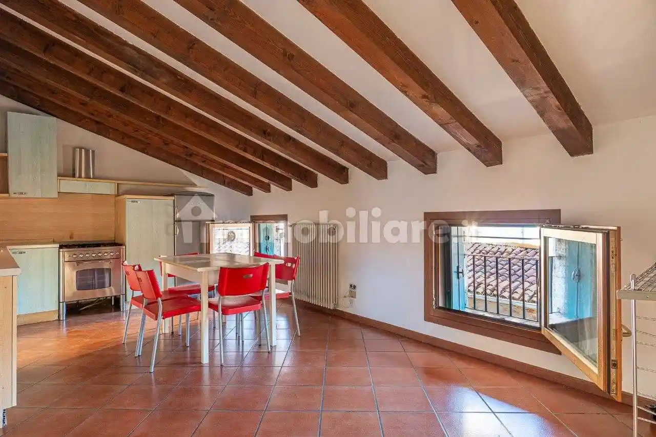 Bilocale buono stato, secondo piano, Centro, Schio - foto 4