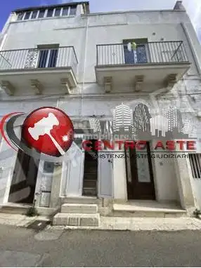 Appartamento in asta a Alberobello