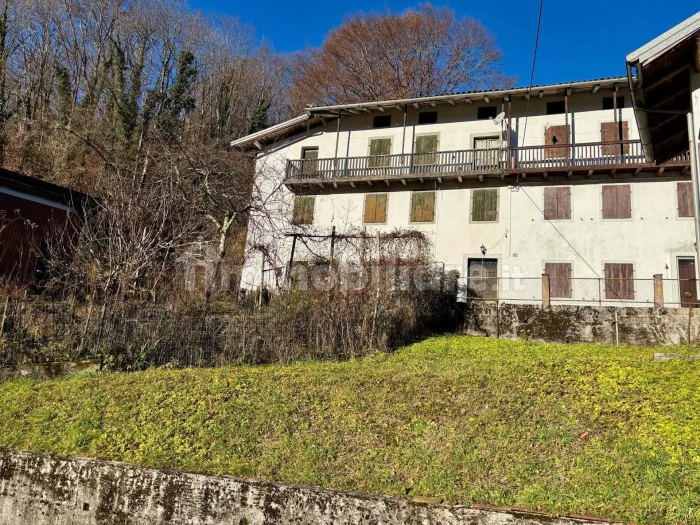 Villa in vendita a Vito d'Asio