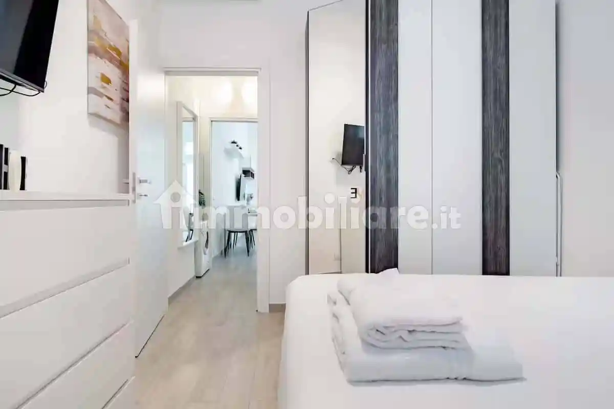 Bilocale viale Carlo Troya, Solari, Milano - foto 2