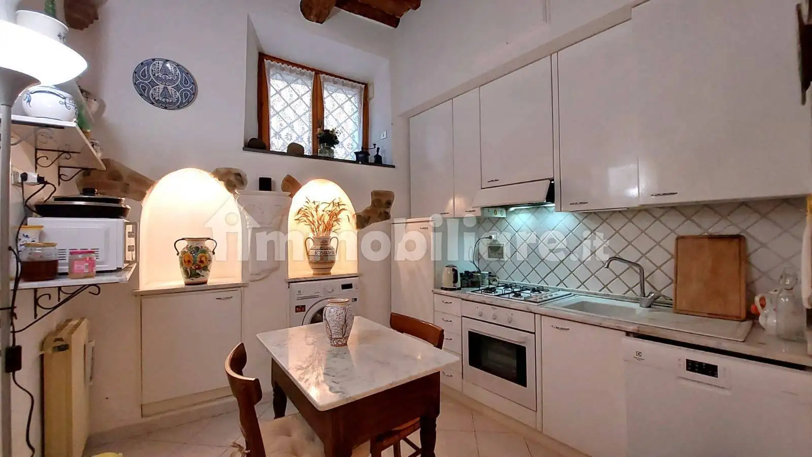 Trilocale piazza del Popolo, Centro Storico, San Miniato - foto 4