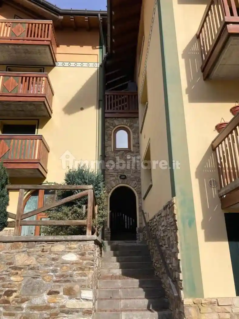 Bilocale via 4 Novembre 11, Centro, Vione - foto 4