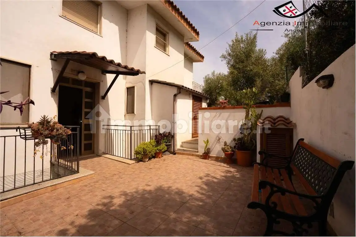 Appartamento in vendita a Posada