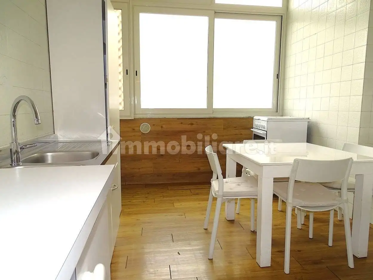 Appartamento viale Quinto Orazio Flacco 49/A, Picone, Bari - foto 5