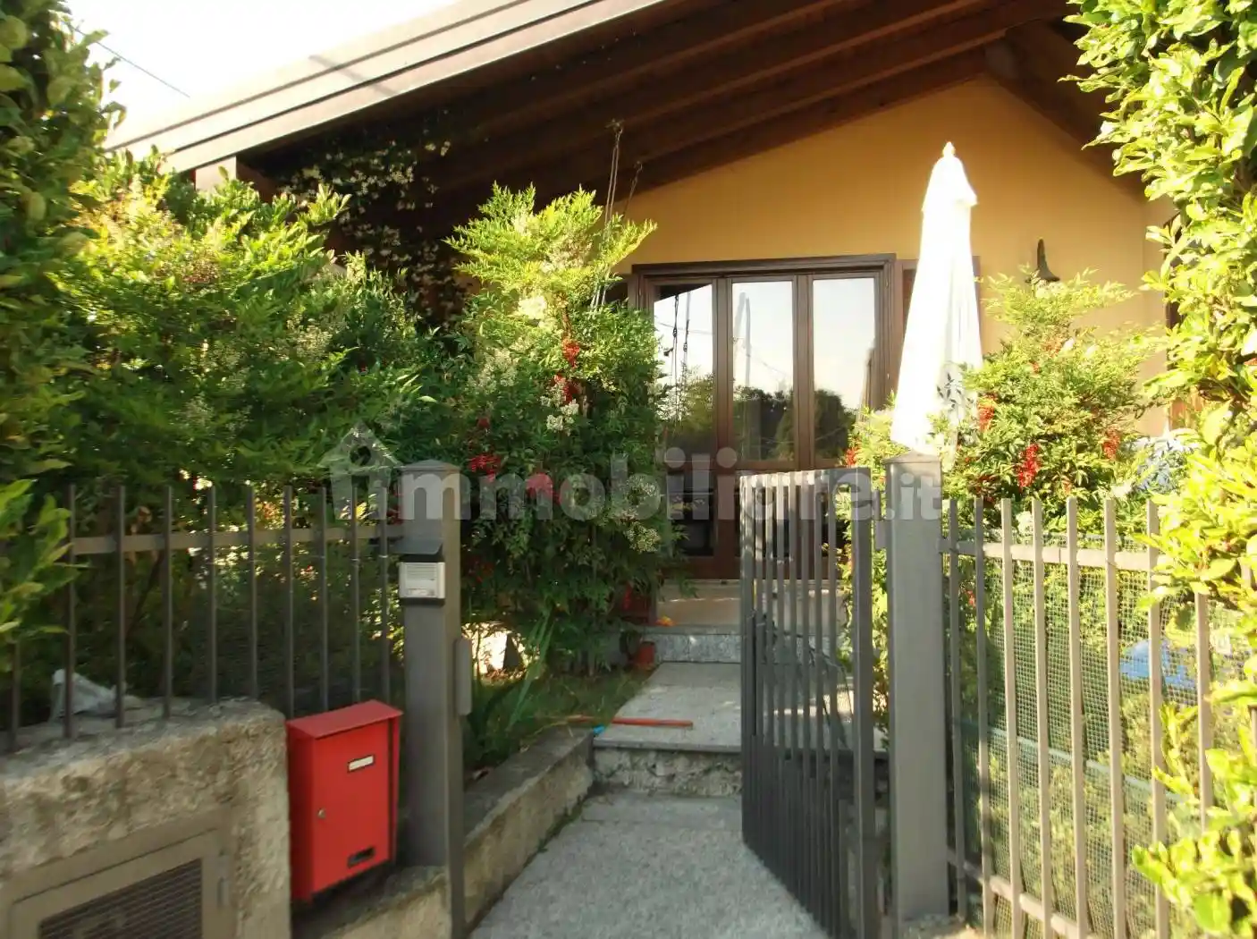 Villa in vendita a Ispra