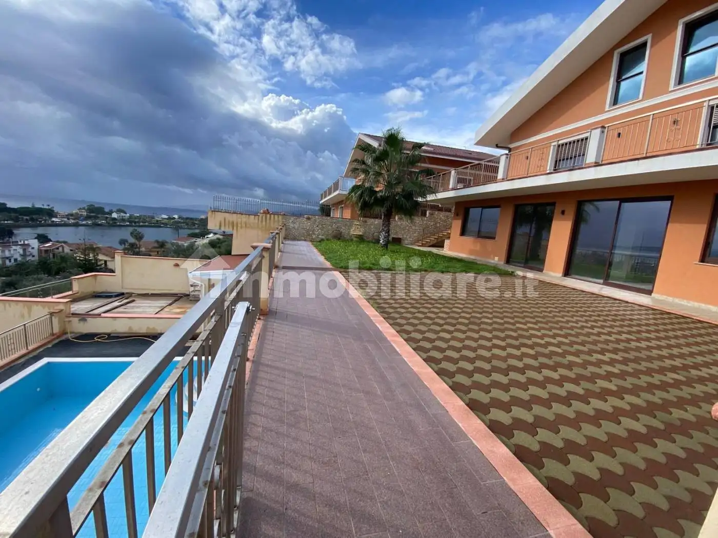 Villa in vendita a Messina