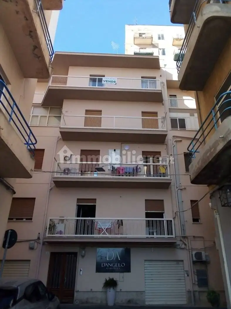 Quadrilocale via del Piave, Via Imera, V. della Vittoria, Via Dante A., Agrigento - foto 2