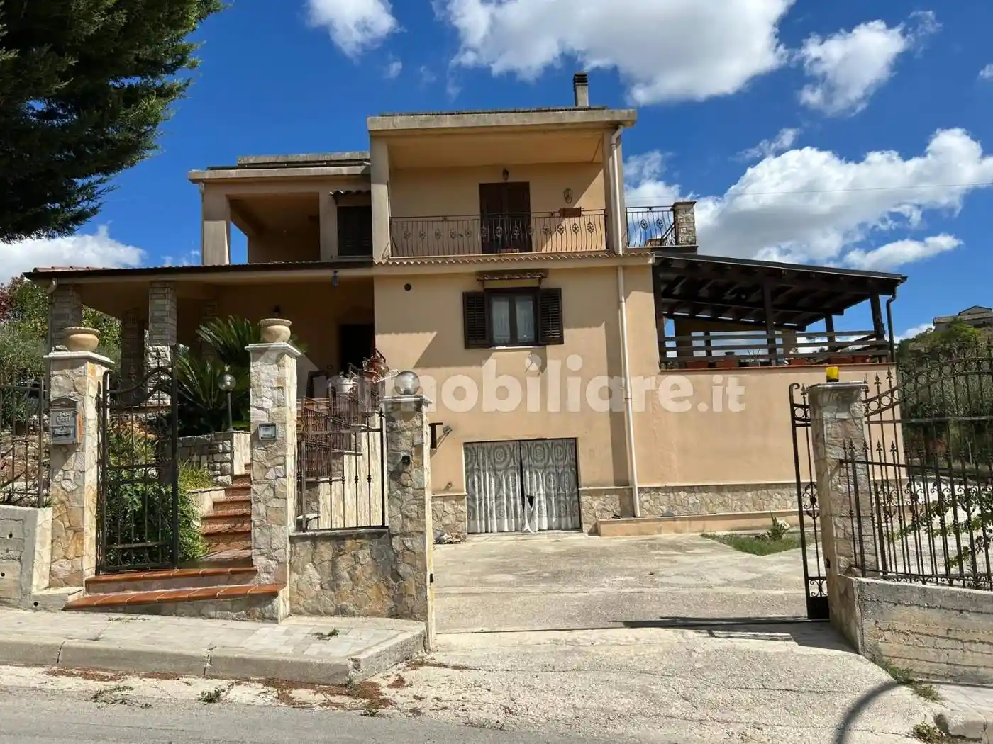 Villa unifamiliare via Mallà, Centro, Chiusa Sclafani - foto 2