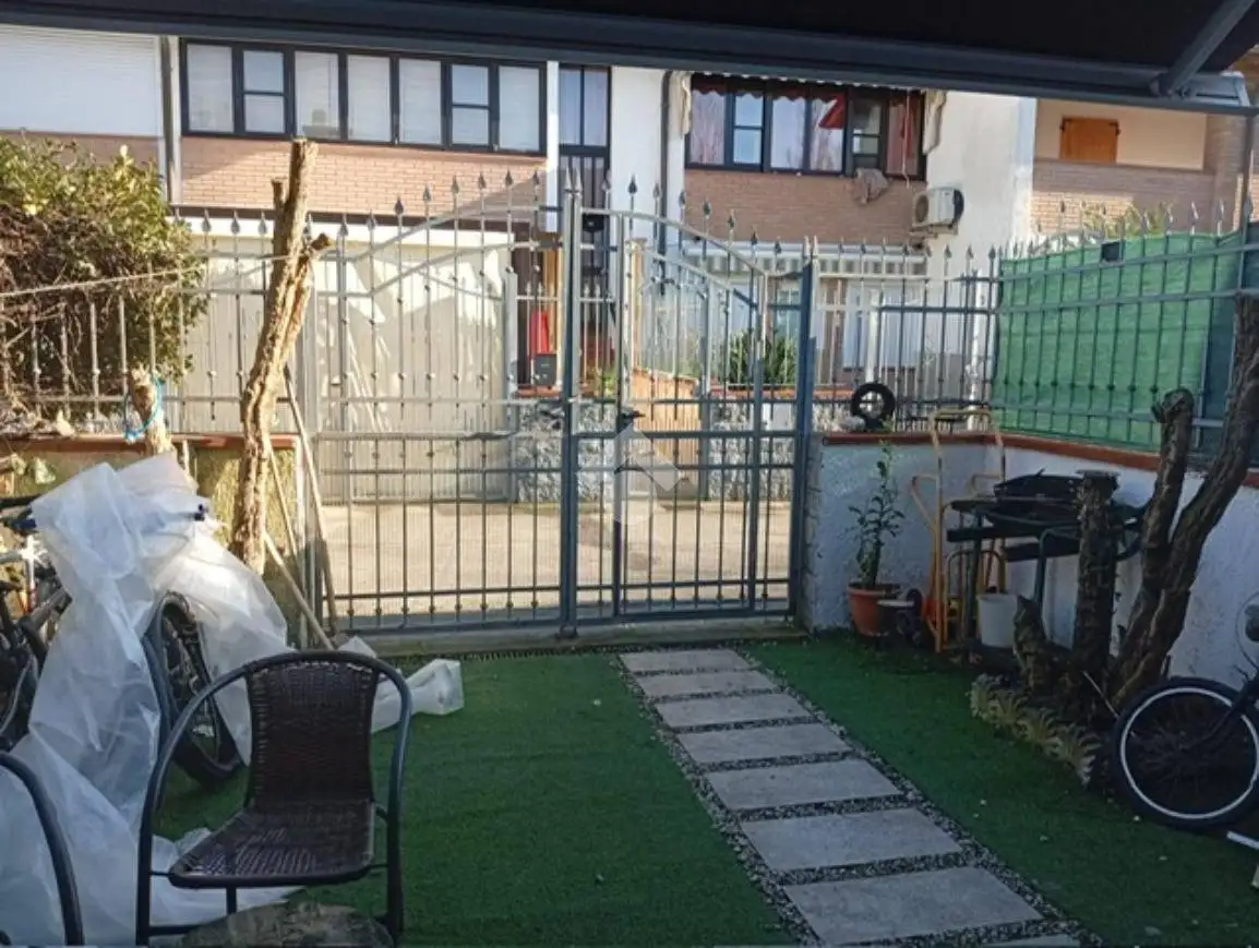 Trilocale via B. Castiglia 20, Porto Garibaldi, Comacchio - foto 3