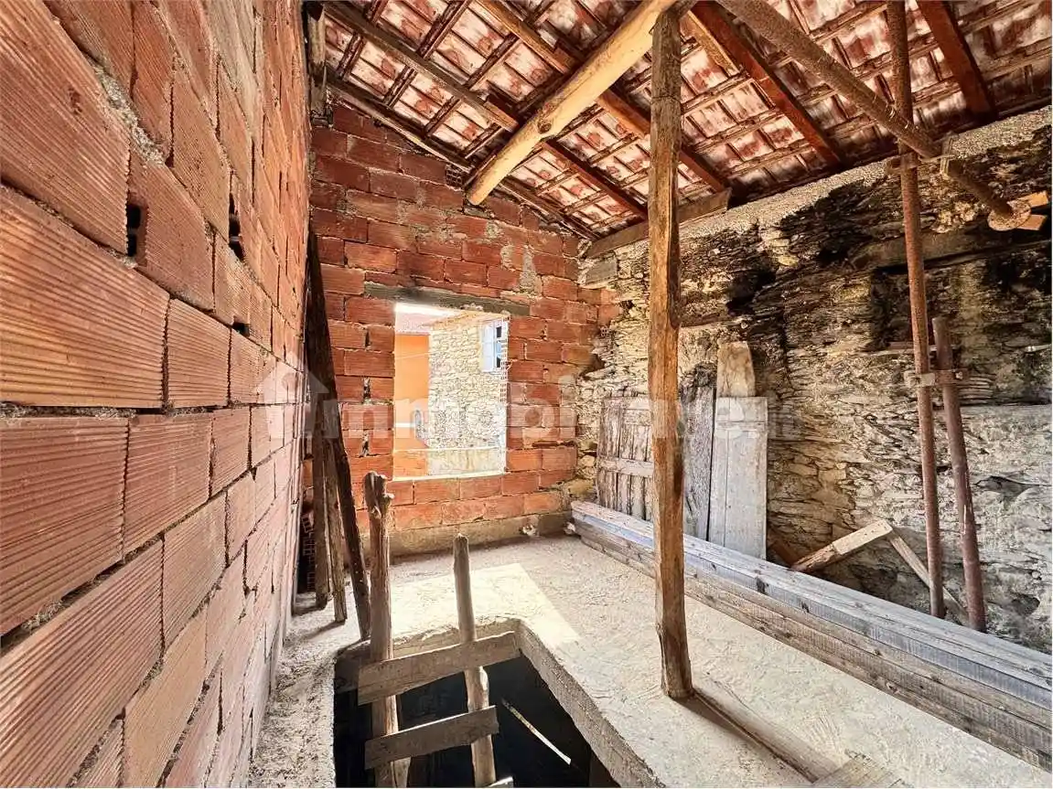 Terratetto unifamiliare frazione Vellego , 14, Casanova Lerrone - foto 5