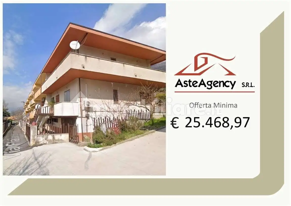 Villa in asta a Bussi sul Tirino