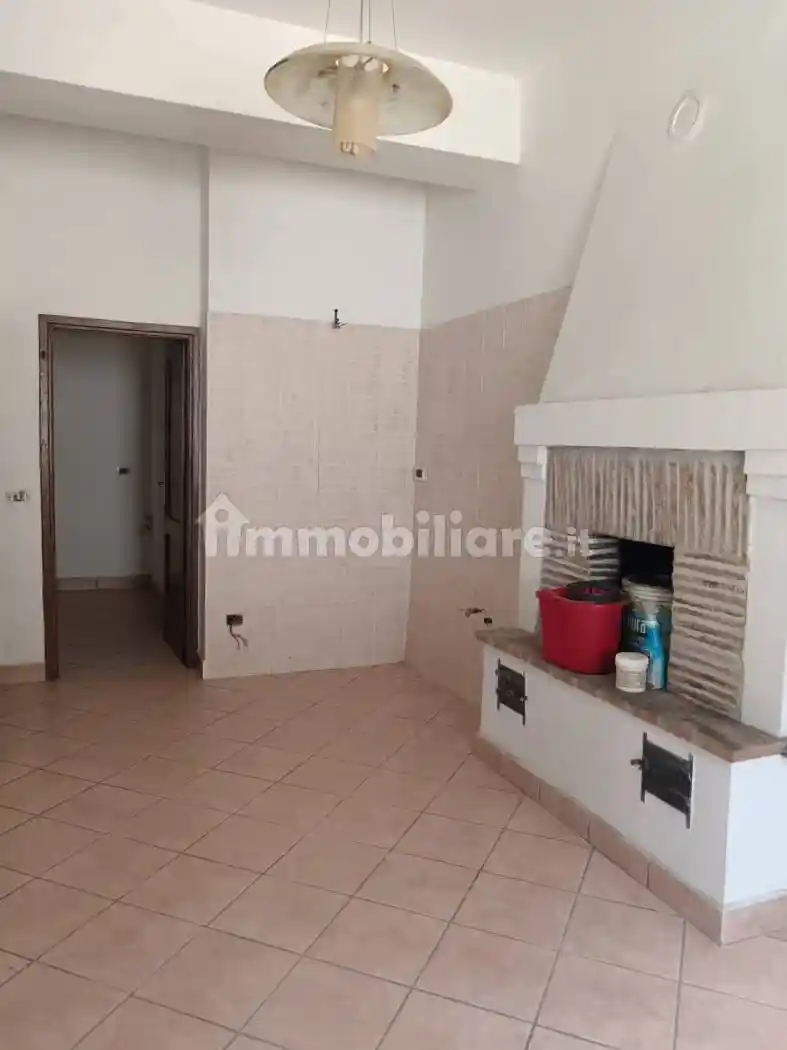 Bilocale via Vecchia 16, Centro, Vetralla - foto 2