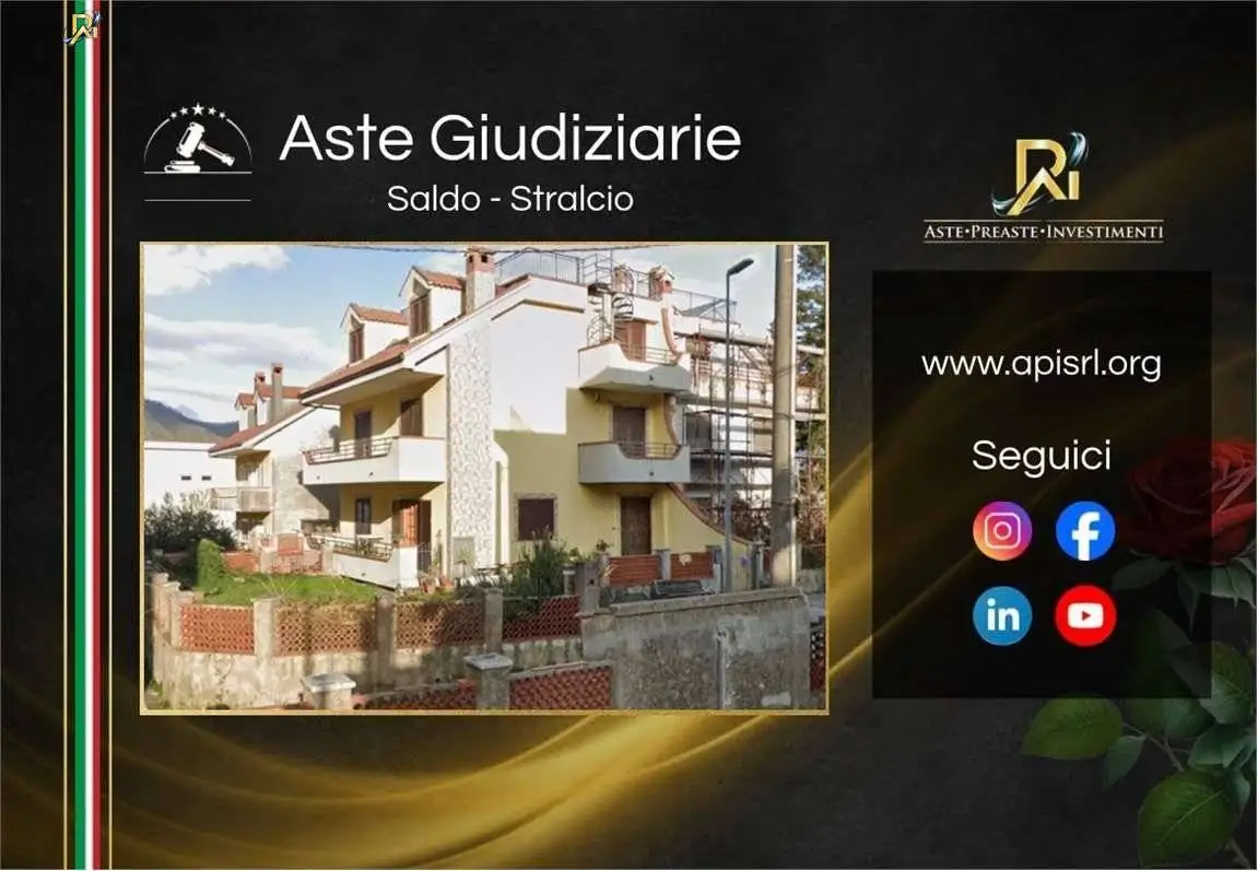 Casa indipendente in asta a Baronissi