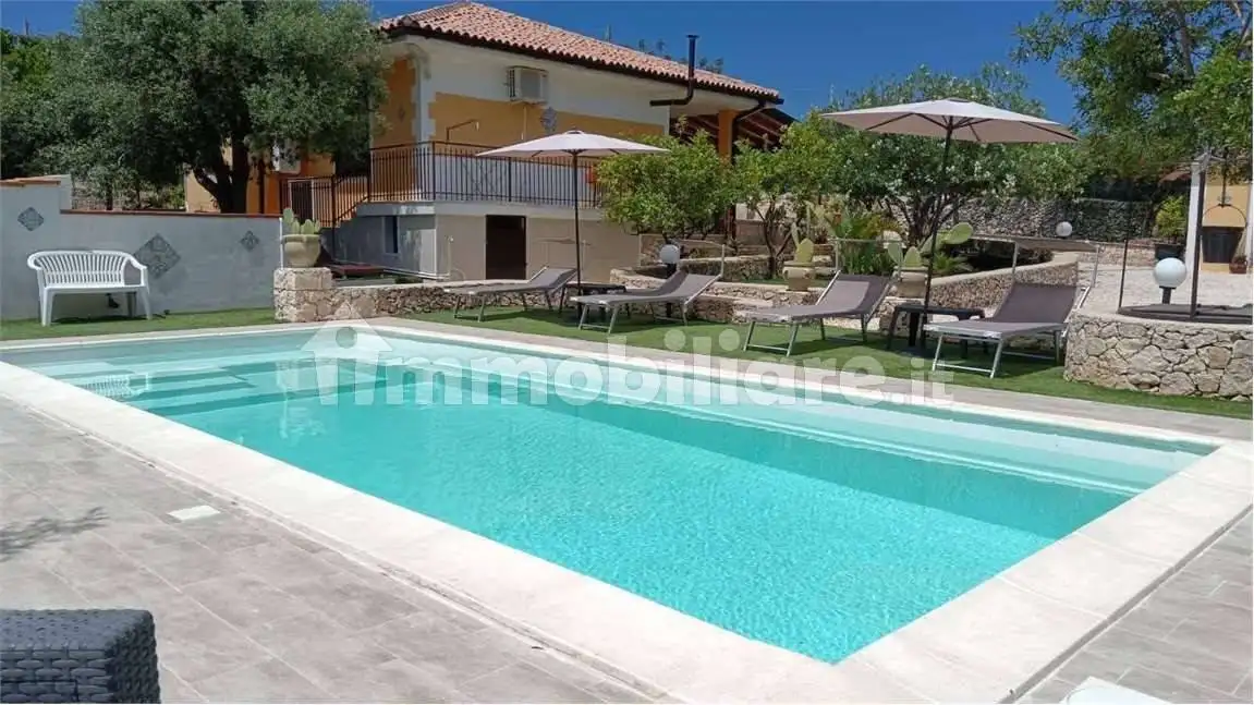 Villa in vendita a Noto