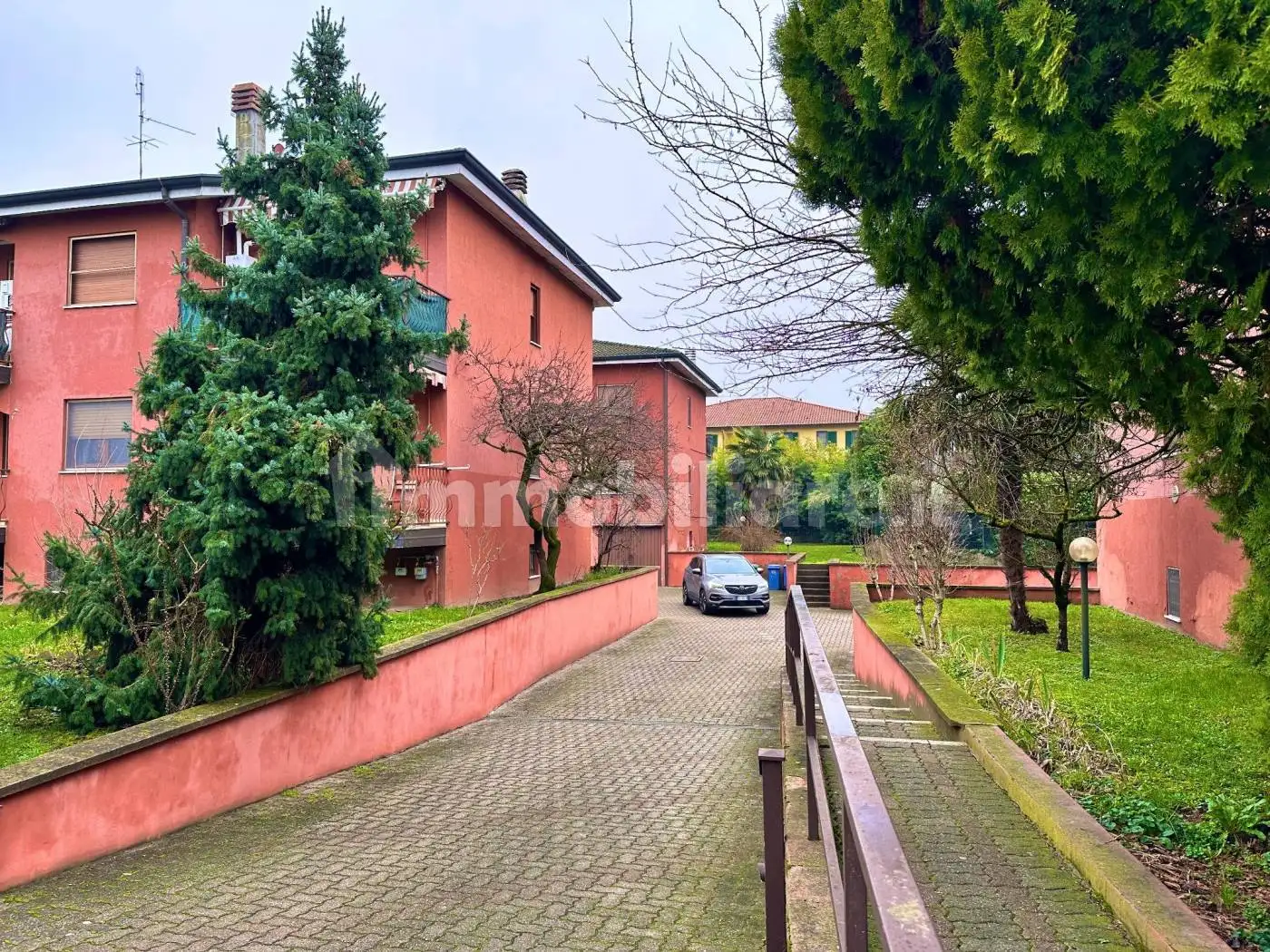 Bilocale via Ferruccio Garavaglia 32, Centro, Cisliano - foto 2