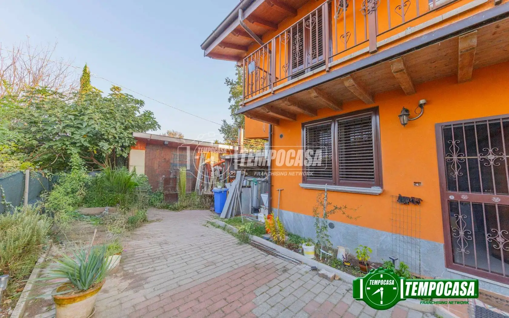 Casa indipendente in vendita a Binasco