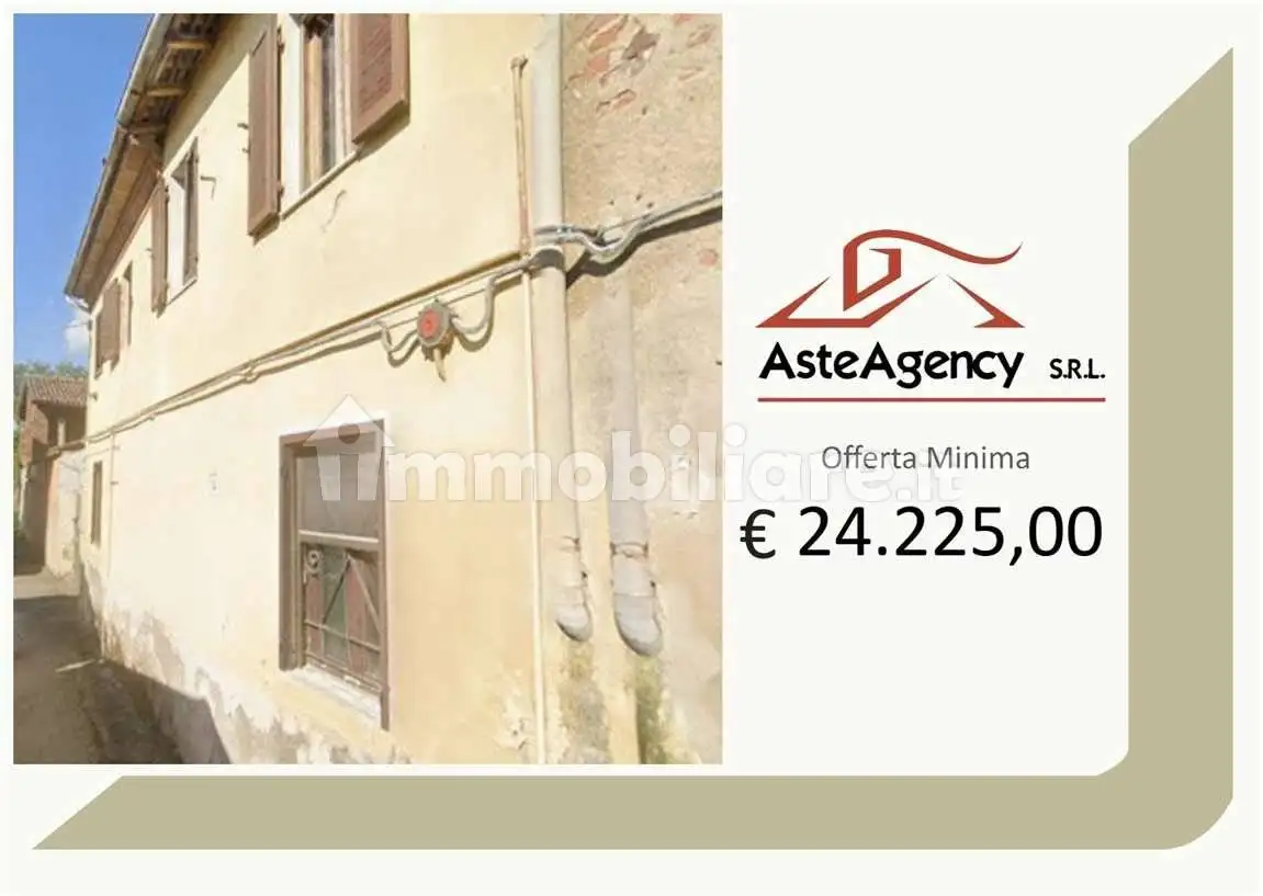 Casa indipendente in asta a Zeme