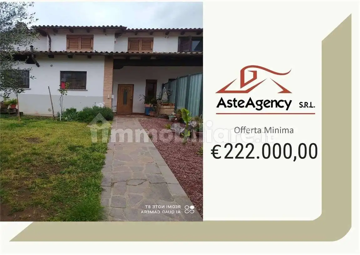 Villa in asta a Mapello