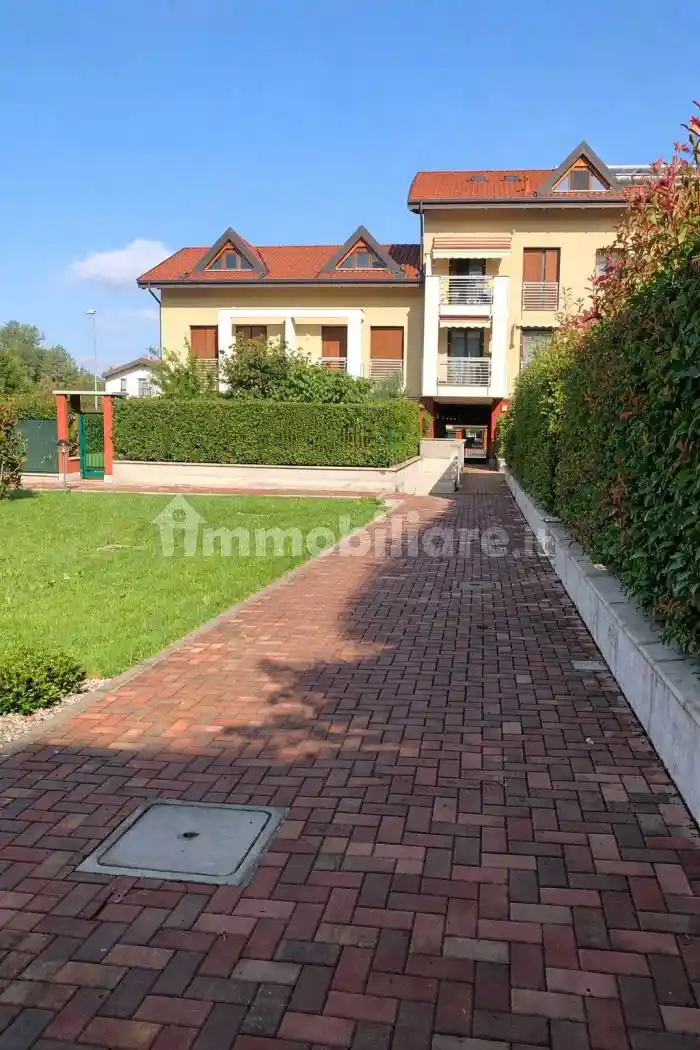 Appartamento in vendita a Marnate