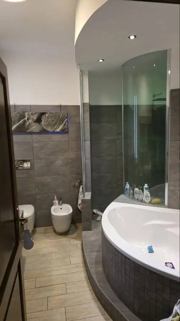 Appartamento via Salvino Salvini 13, Calzabigi, Livorno - foto 5