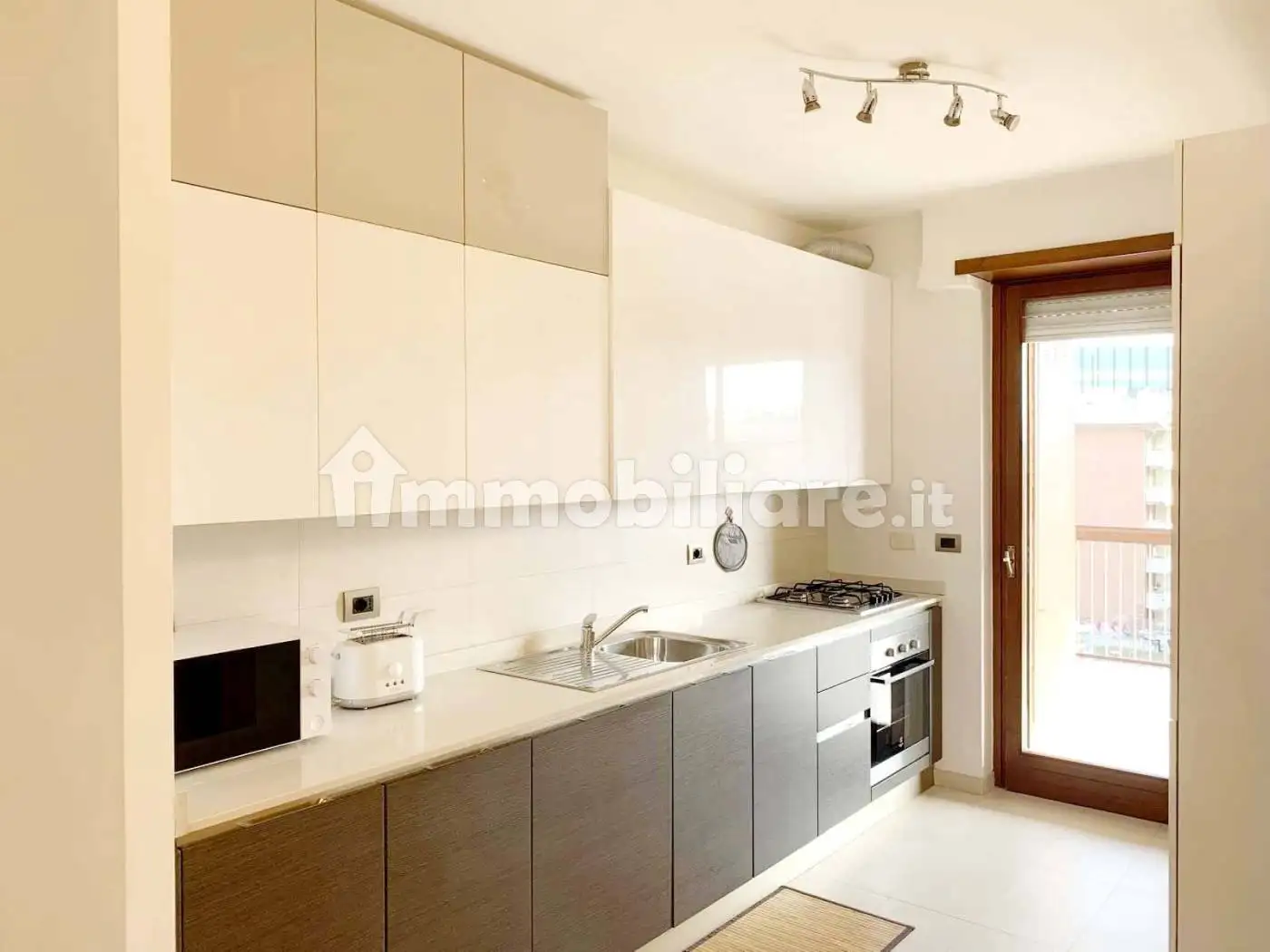 Trilocale viale della Grande Muraglia, Torrino, Roma - foto 2