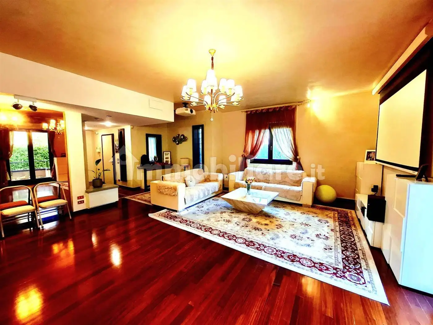 Villa in vendita a Prato