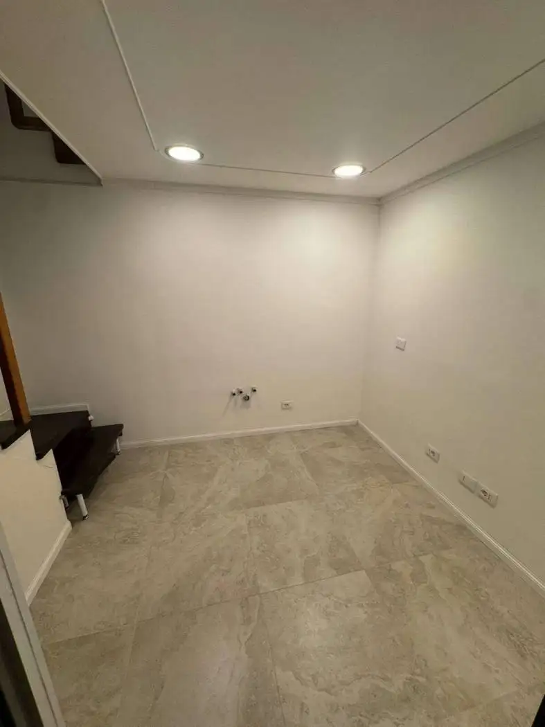 Bilocale via Vittorio Veneto, Vittorio Veneto, Roma - foto 3