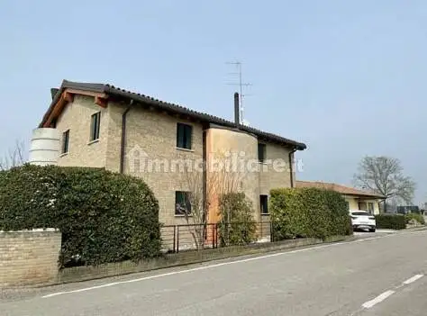 Villa in asta a Salgareda