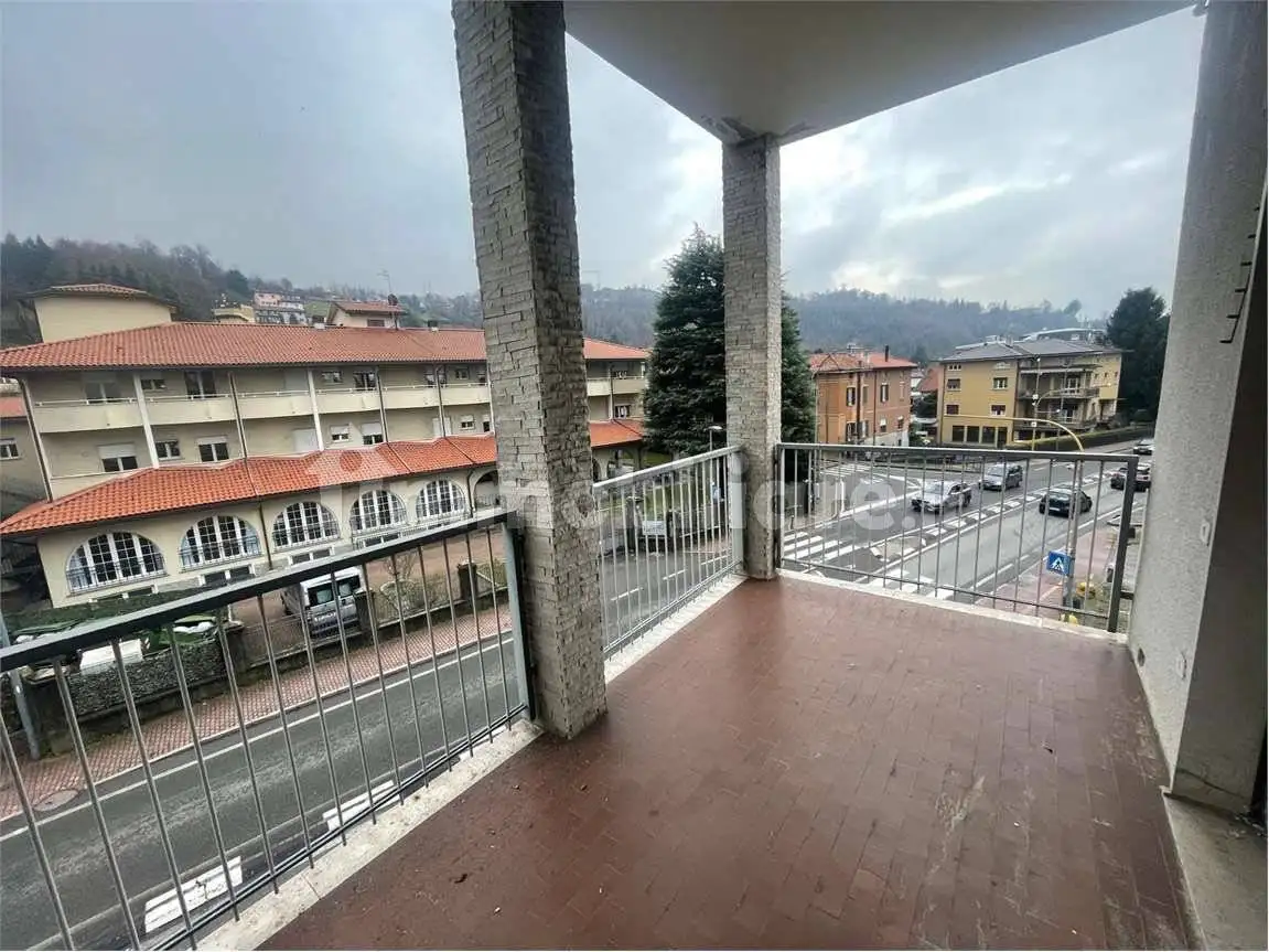 Appartamento in vendita a Oggiono