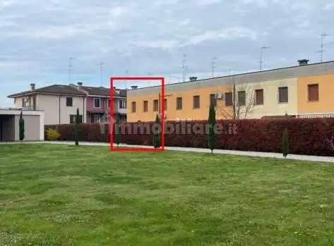 Villetta a schiera in asta a Pegognaga