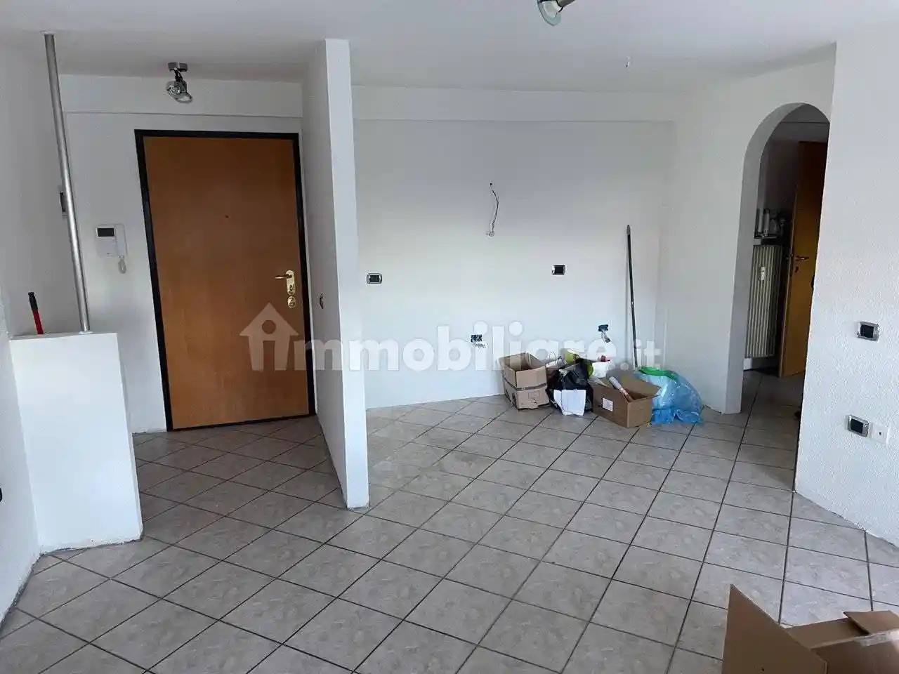 Bilocale buono stato, quinto piano, Centro, Laives - foto 3