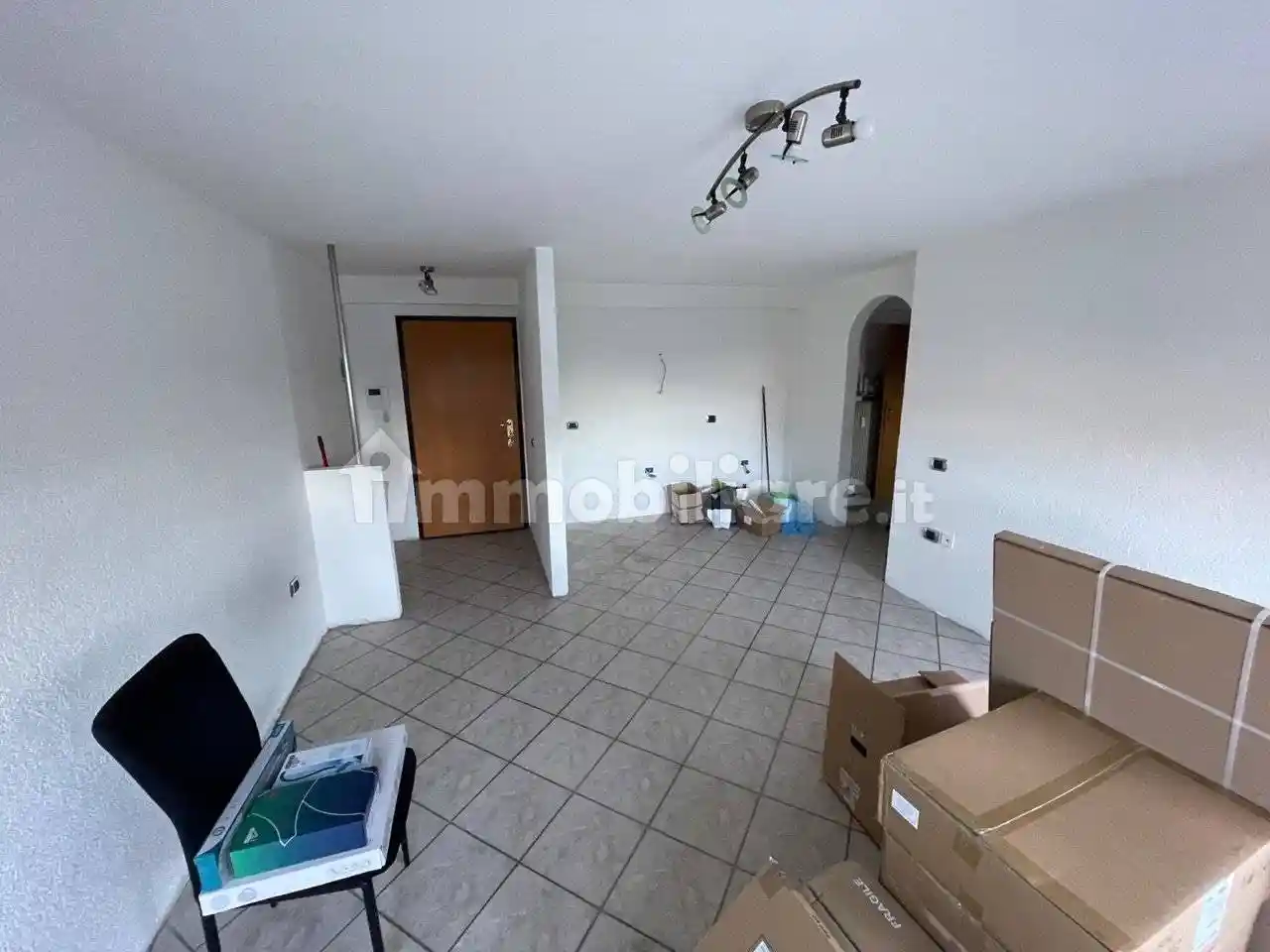 Bilocale buono stato, quinto piano, Centro, Laives - foto 4