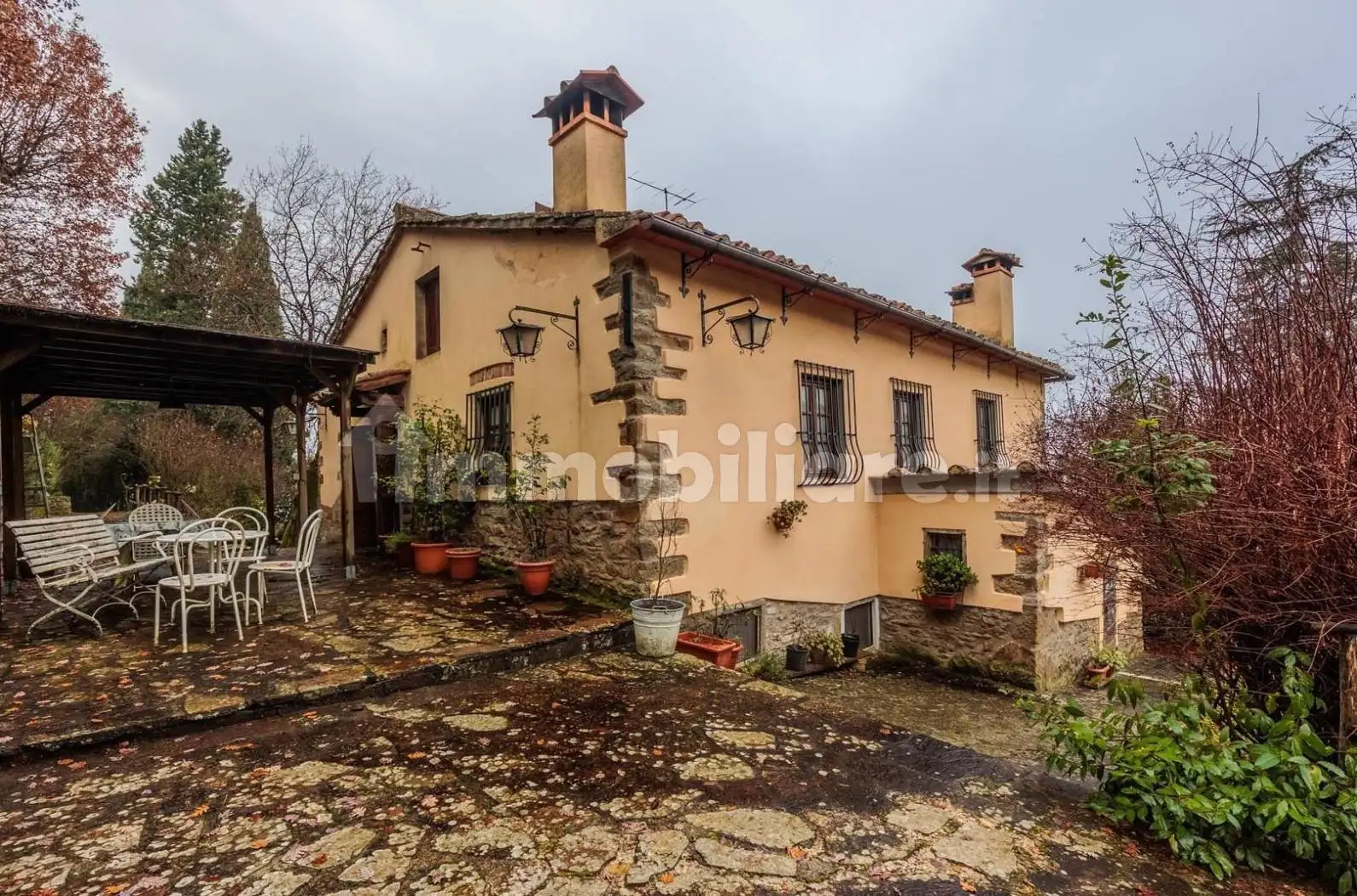 Rustico - Casale in vendita a Rufina