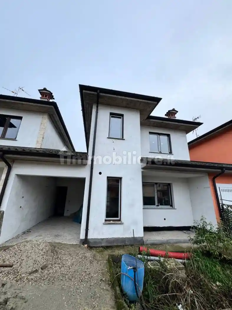 Villetta a schiera - foto 2