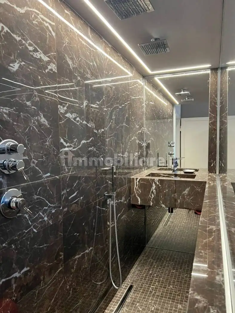 Quadrilocale viale Tibaldi 53, Corso San Gottardo, Milano - foto 2