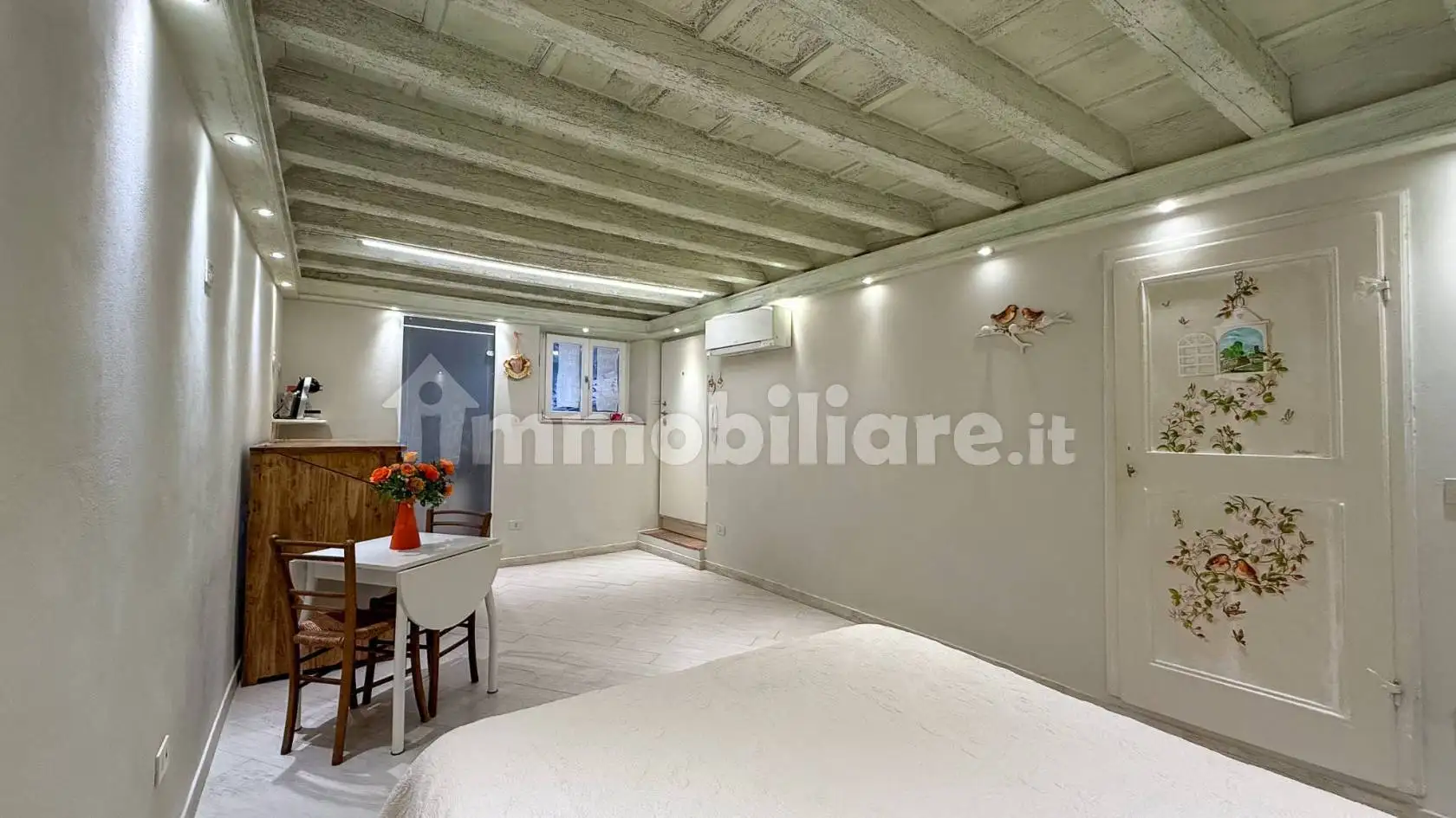 Appartamento in vendita a Lucca