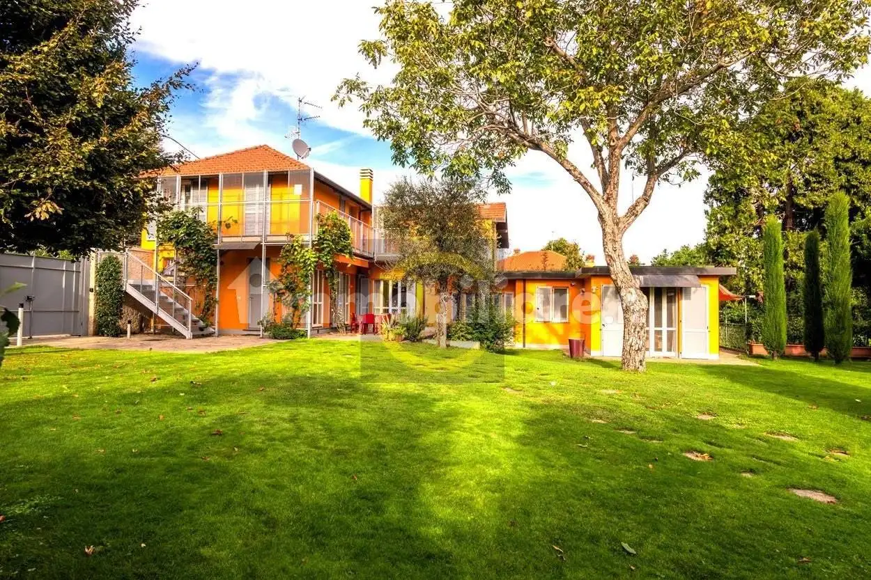 Villa unifamiliare via dei Mille, Centro, Appiano Gentile - foto 2