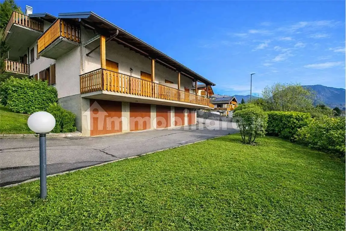 Appartamento in vendita a Castione della Presolana