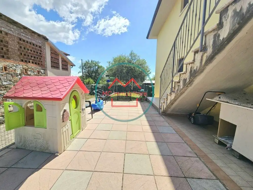 Trilocale via della Repubblica, Castelfranco di Sotto - foto 2