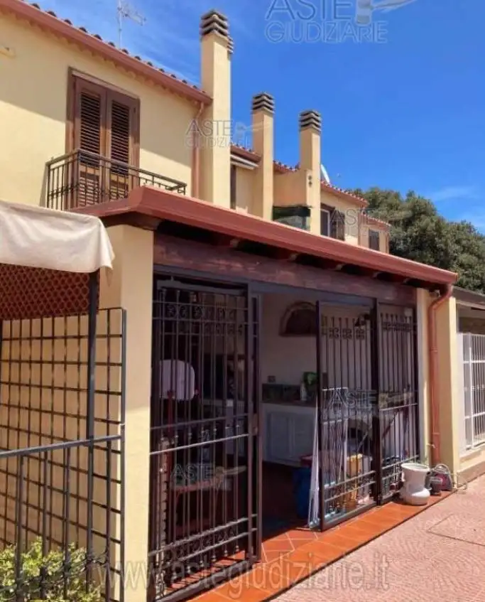 Appartamento in vendita a Pula