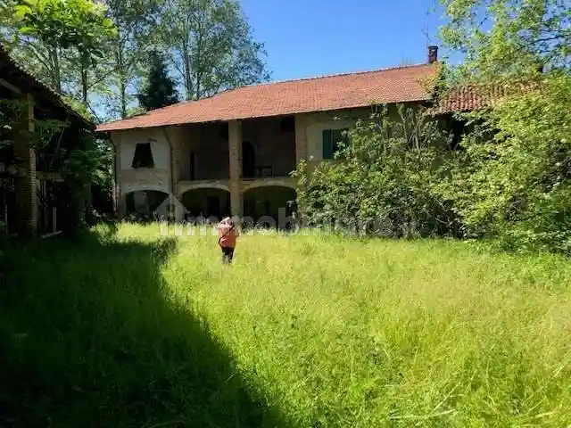 Rustico, da ristrutturare, 2000 m², Fino Mornasco - foto 3
